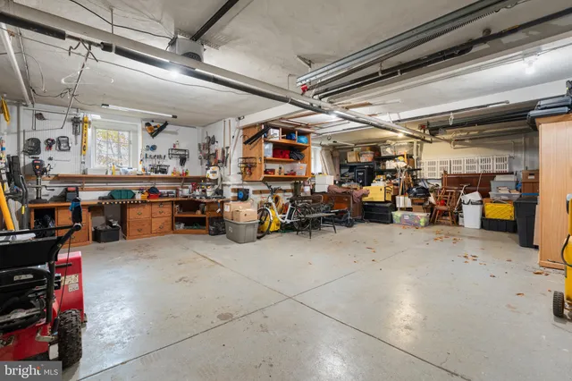 $1,070,000 | 1116 Wooded Way Drive, Media, PA 19063