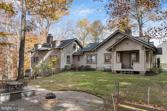 $1,070,000 | 1116 Wooded Way Drive, Media, PA 19063