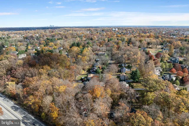 $1,070,000 | 1116 Wooded Way Drive, Media, PA 19063