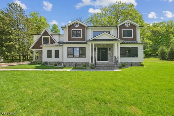 $2,575,000 | 5 Foxcroft Drive, Livingston, NJ 07039