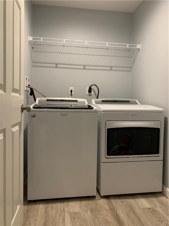3238 West Shore Road Warwick, RI 02886 - Photo 15 of 24