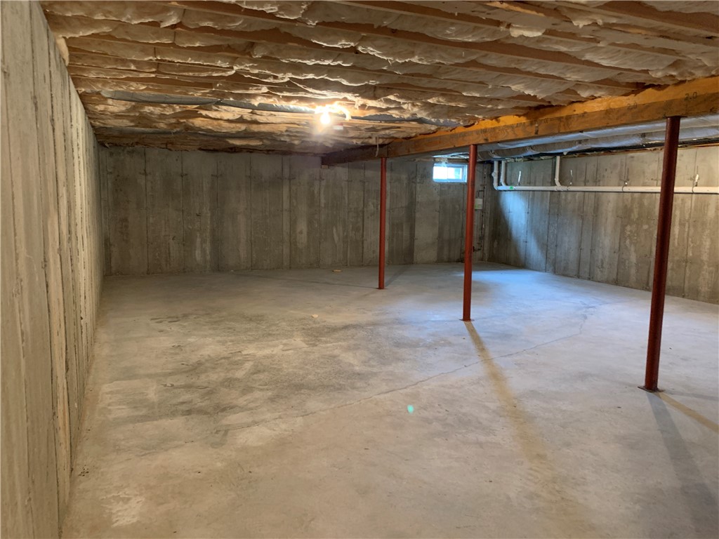 3238 West Shore Road Warwick, RI 02886 - Photo 19 of 24