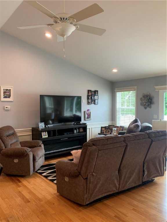 3238 West Shore Road Warwick, RI 02886 - Photo 7 of 24