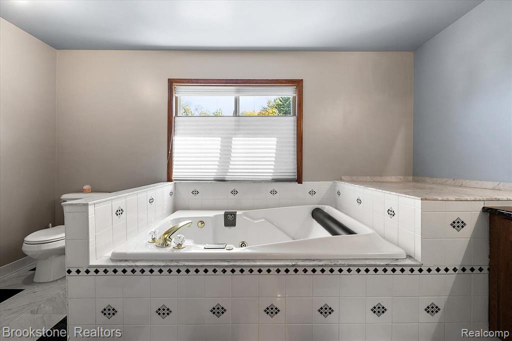 49650 Card Road Macomb, MI 48044 - Photo 27 of 59 Gallery Image 27