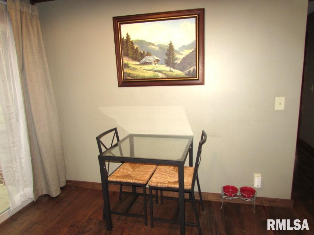 400 Hamilton Street Washington, IL 61571 - Photo 11 of 21 Gallery Image 11