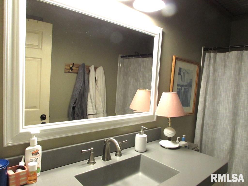 400 Hamilton Street Washington, IL 61571 - Photo 13 of 21 Gallery Image 13