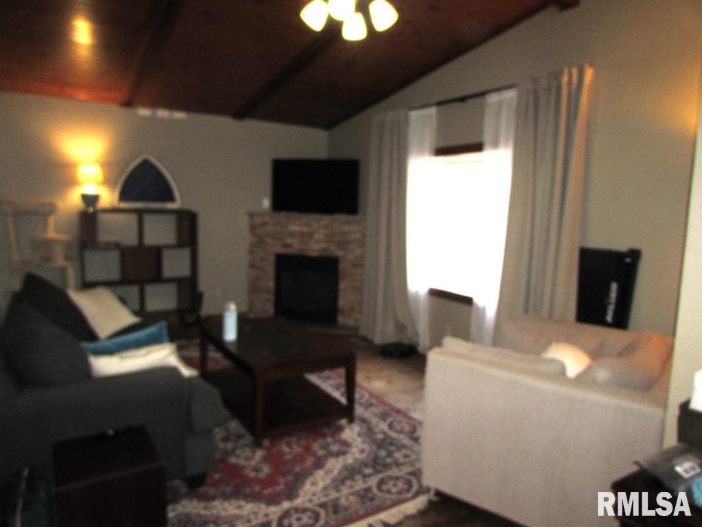400 Hamilton Street Washington, IL 61571 - Photo 4 of 21 Gallery Image 4