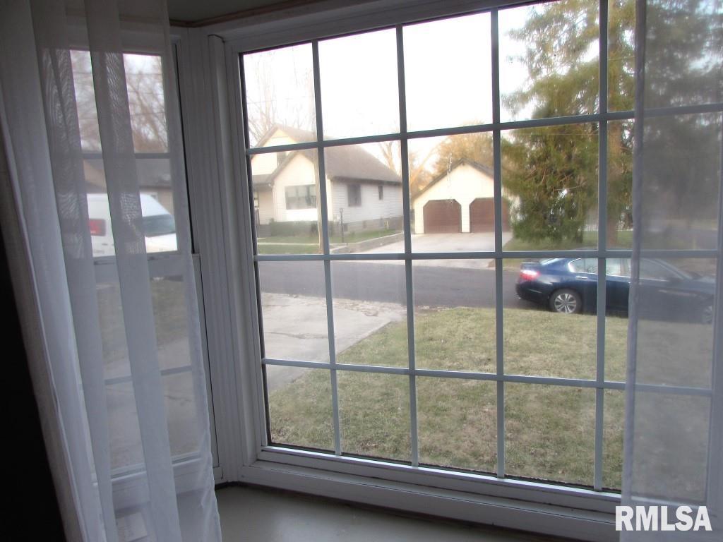 400 Hamilton Street Washington, IL 61571 - Photo 5 of 21 Gallery Image 5