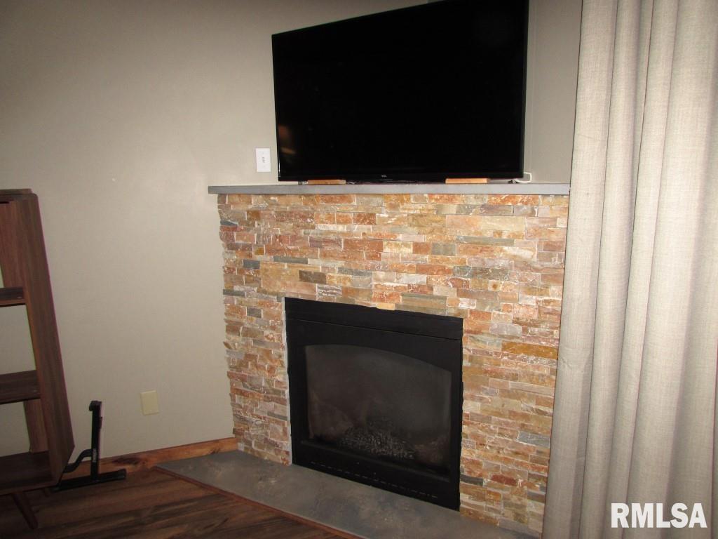 400 Hamilton Street Washington, IL 61571 - Photo 6 of 21 Gallery Image 6