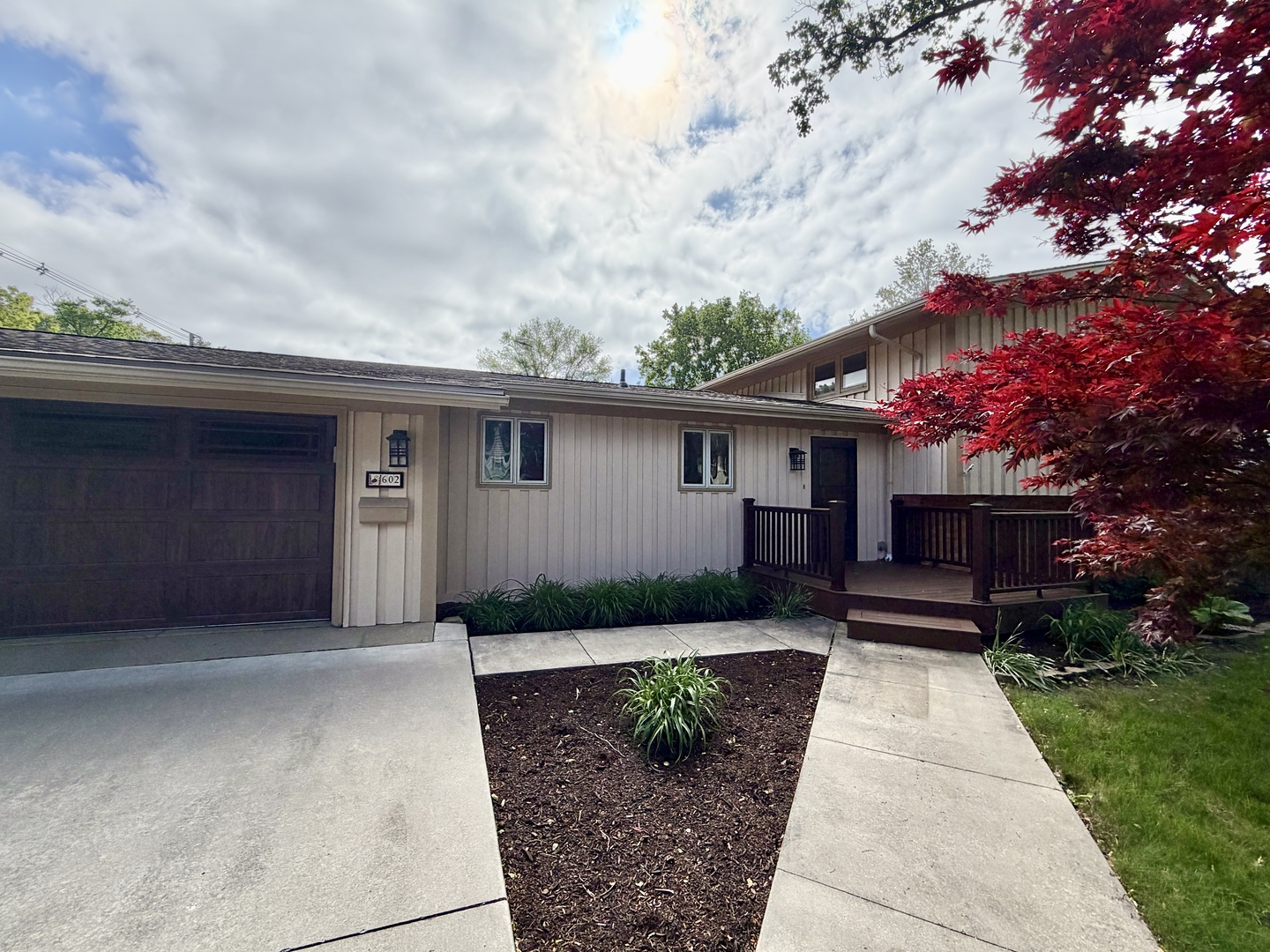 602 Ridgeway Avenue Champaign, IL 61821 - Photo 4 of 53