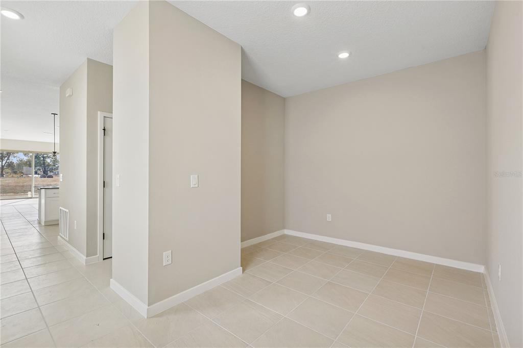 4532 Northwest 37th Street Road Ocala, FL 34482 - Photo 3 of 15