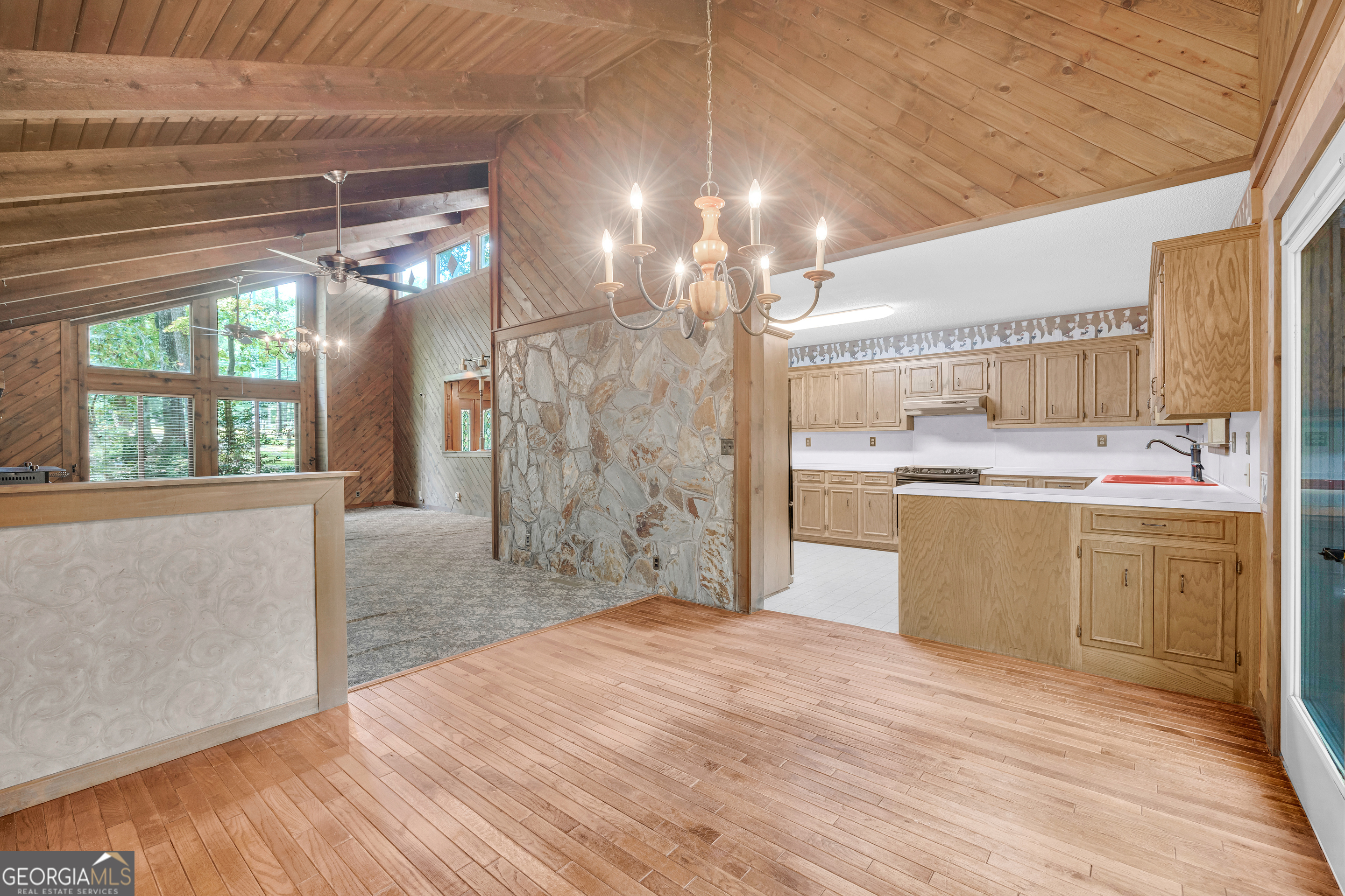 2209 Highway 184 Toccoa, GA 30577 - Photo 8 of 53