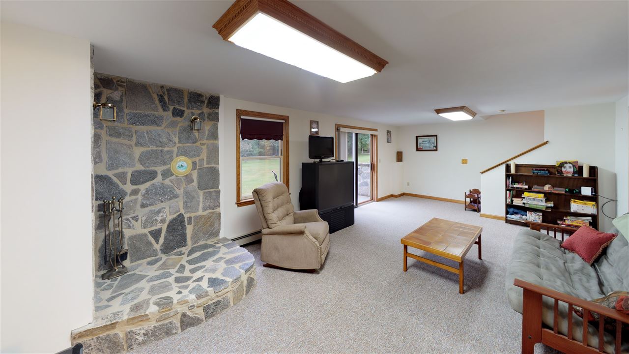 420 Blackwater Road Dover, NH 03820 - Photo 8 of 11 Gallery Image 8