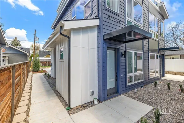 $560,000 | 2810 West Bannock Street, Unit 3, Boise, ID 83702