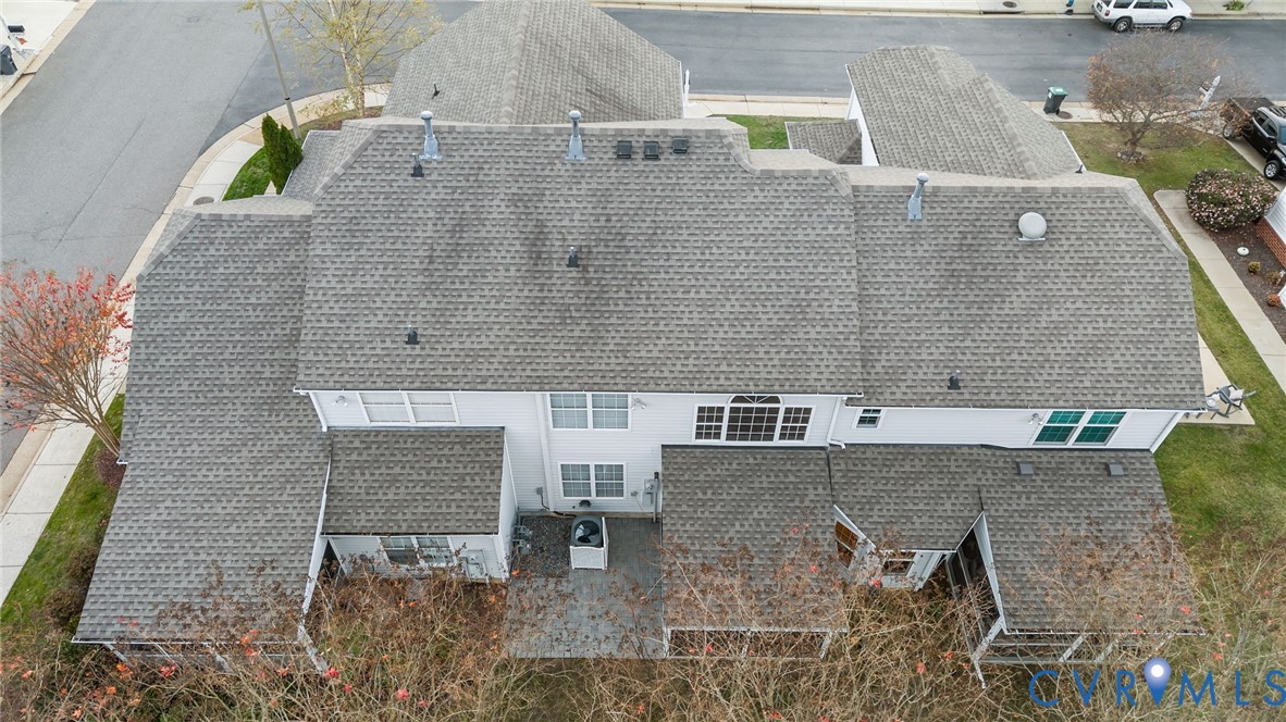 6106 Lookout Point Circle Midlothian, VA 23112 - Photo 35 of 42 an aerial view of a house