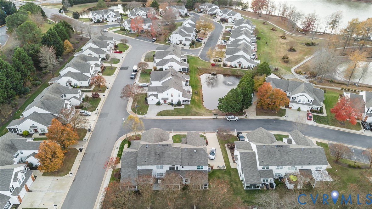 6106 Lookout Point Circle Midlothian, VA 23112 - Photo 40 of 42 an aerial view of residential houses with outdoor space