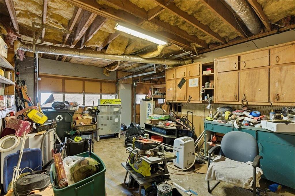 31 Powder Mill Drive Dallas, GA 30157 - Photo 27 of 41 a view of a room with gym equipment