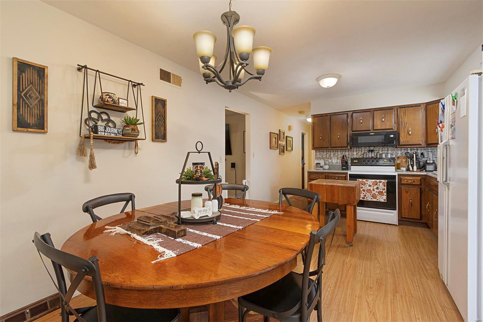 812 O'fallon Troy Road Lebanon, IL 62254 - Photo 24 of 60 Gallery Image 24