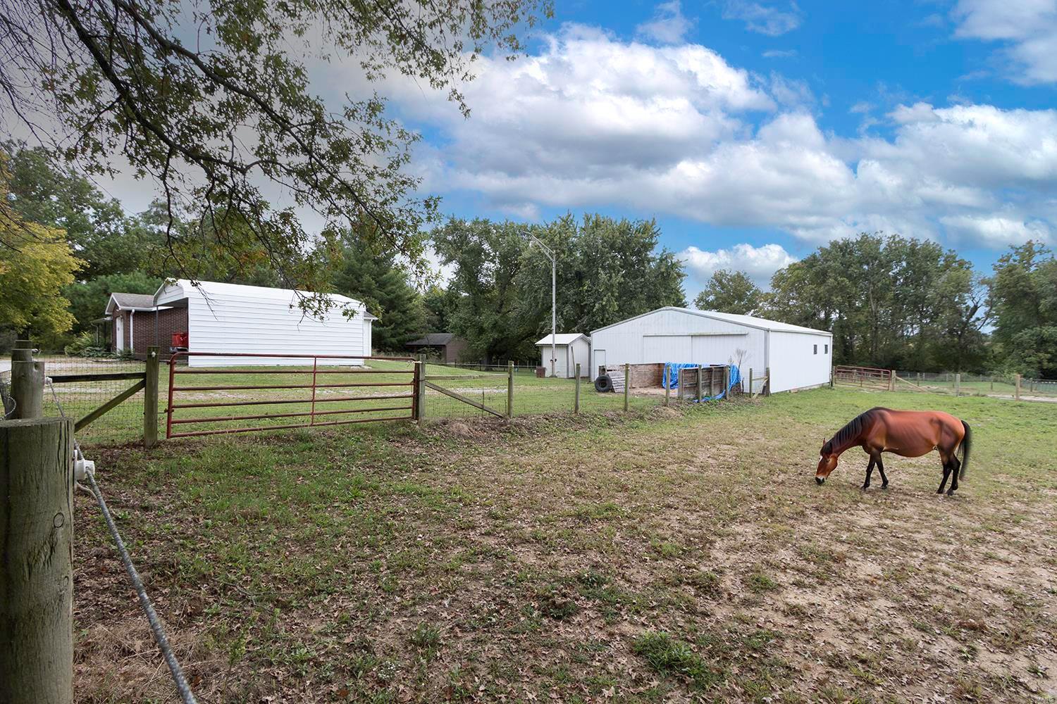 812 O'fallon Troy Road Lebanon, IL 62254 - Photo 48 of 60 Gallery Image 48