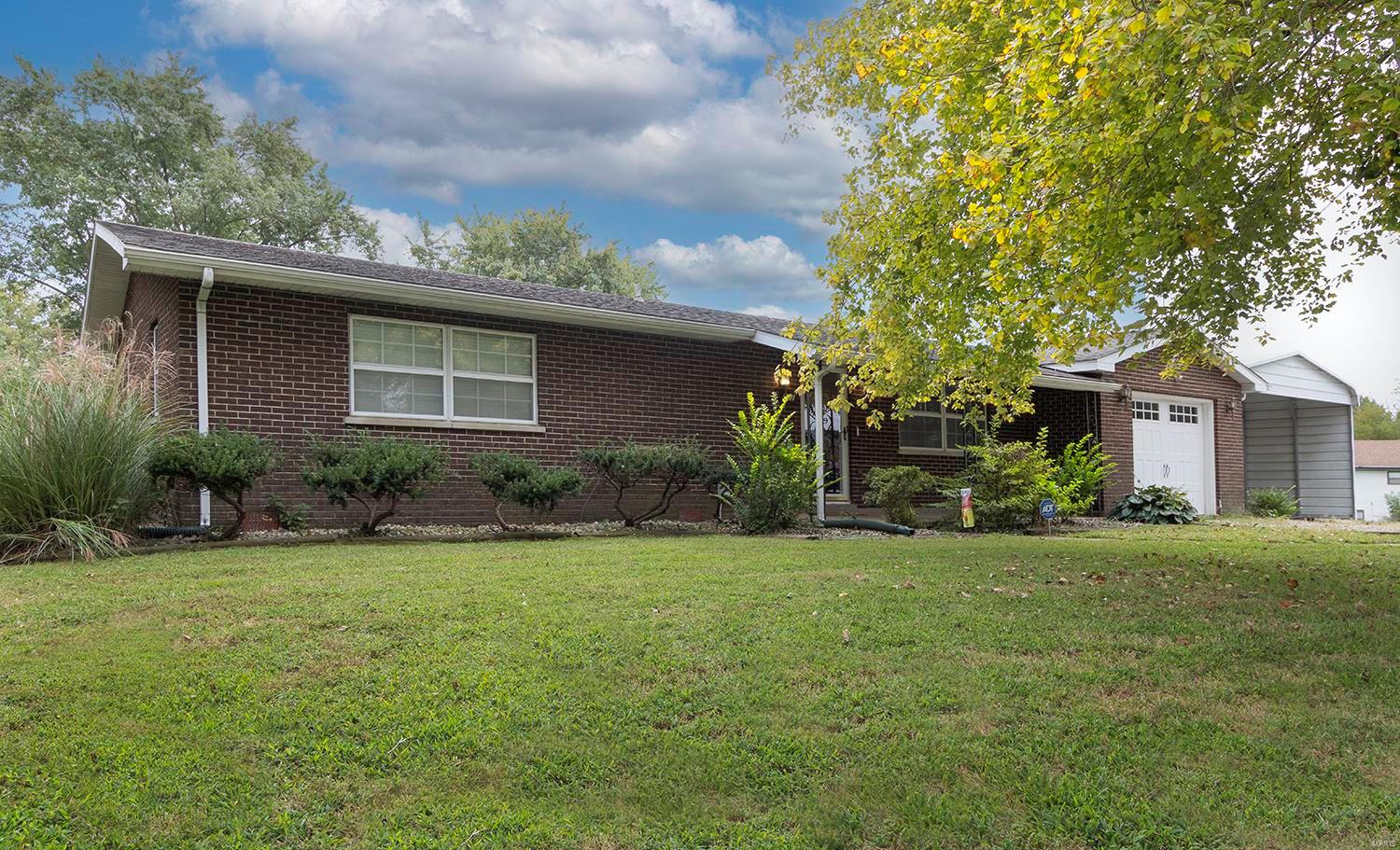 812 O'fallon Troy Road Lebanon, IL 62254 - Photo 6 of 60 Gallery Image 6