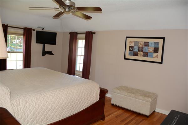 135 Oak Hollow Road Springfield, MA 01128 - Photo 11 of 22
