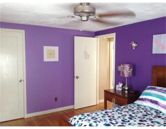 135 Oak Hollow Road Springfield, MA 01128 - Photo 14 of 22