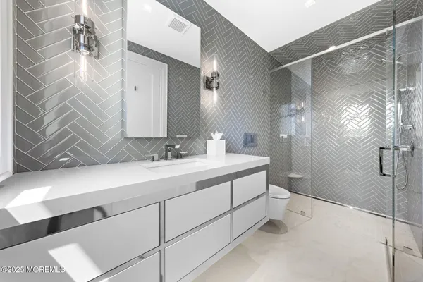 $14,999,000 | 948 Lagoon Lane South, Mantoloking, NJ 08738