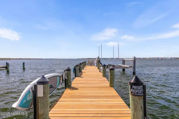 $14,999,000 | 948 Lagoon Lane South, Mantoloking, NJ 08738