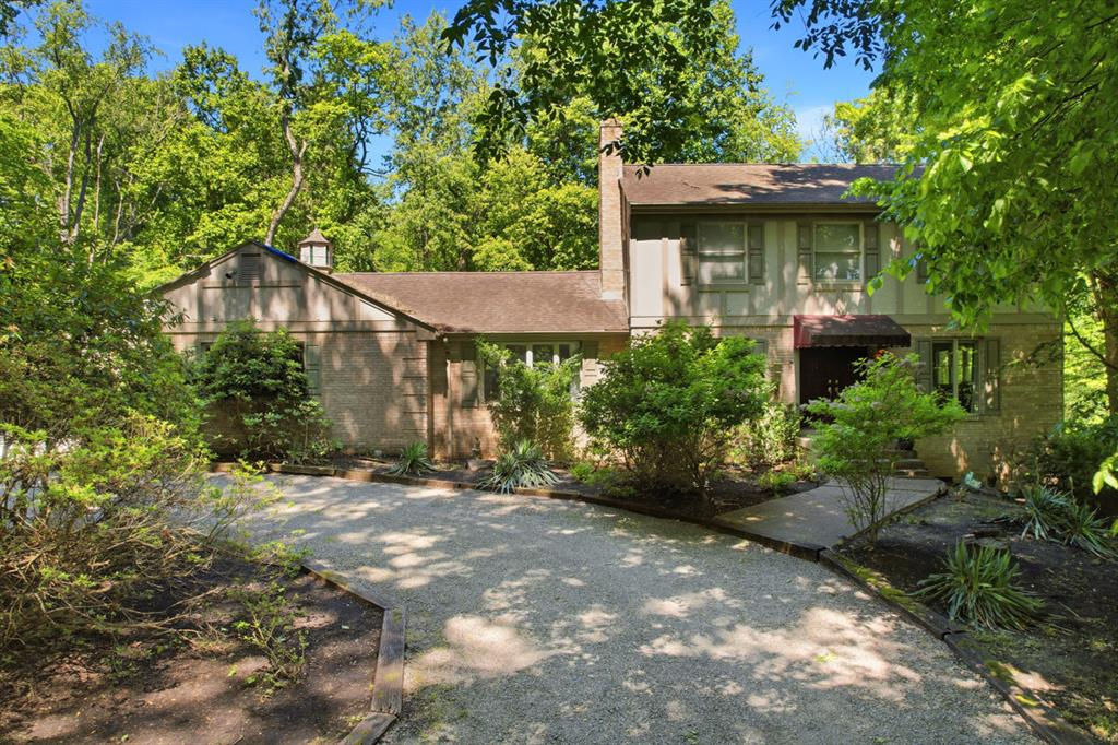 571 Flower Hl Road Pittsburgh, PA 15238 - Photo 1 of 26 Gallery Image 1