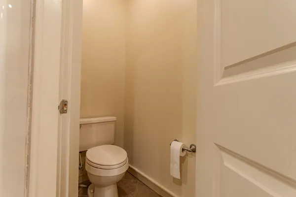 $899,900 | 2690 Fellowship Road, Sardis, TN 38371