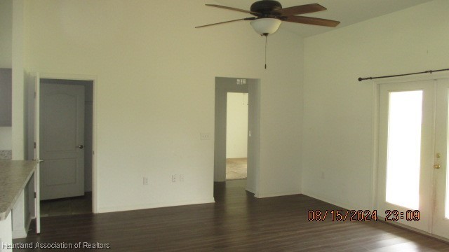 841 Fir Avenue Frostproof, FL 33843 - Photo 2 of 23
