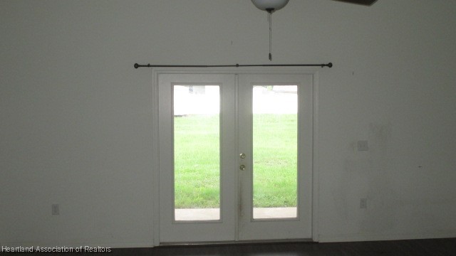 841 Fir Avenue Frostproof, FL 33843 - Photo 3 of 23