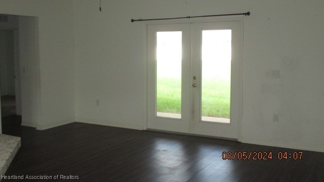 841 Fir Avenue Frostproof, FL 33843 - Photo 4 of 23