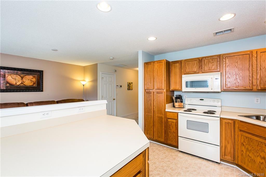 16815 Timber Crossing Road Charlotte, NC 28213 - Photo 11 of 28