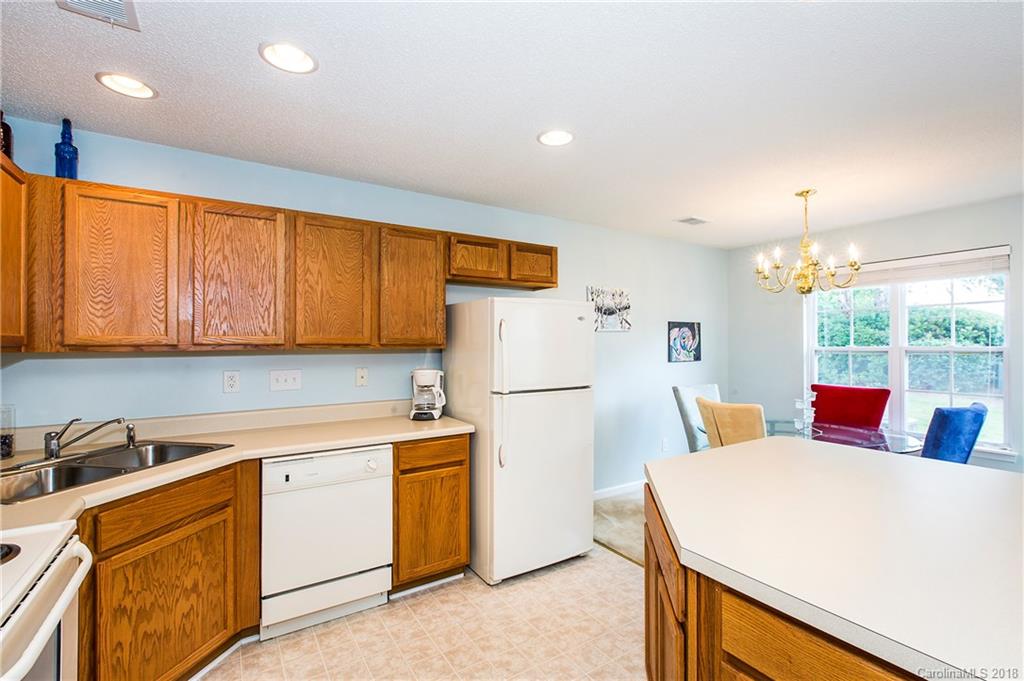 16815 Timber Crossing Road Charlotte, NC 28213 - Photo 12 of 28