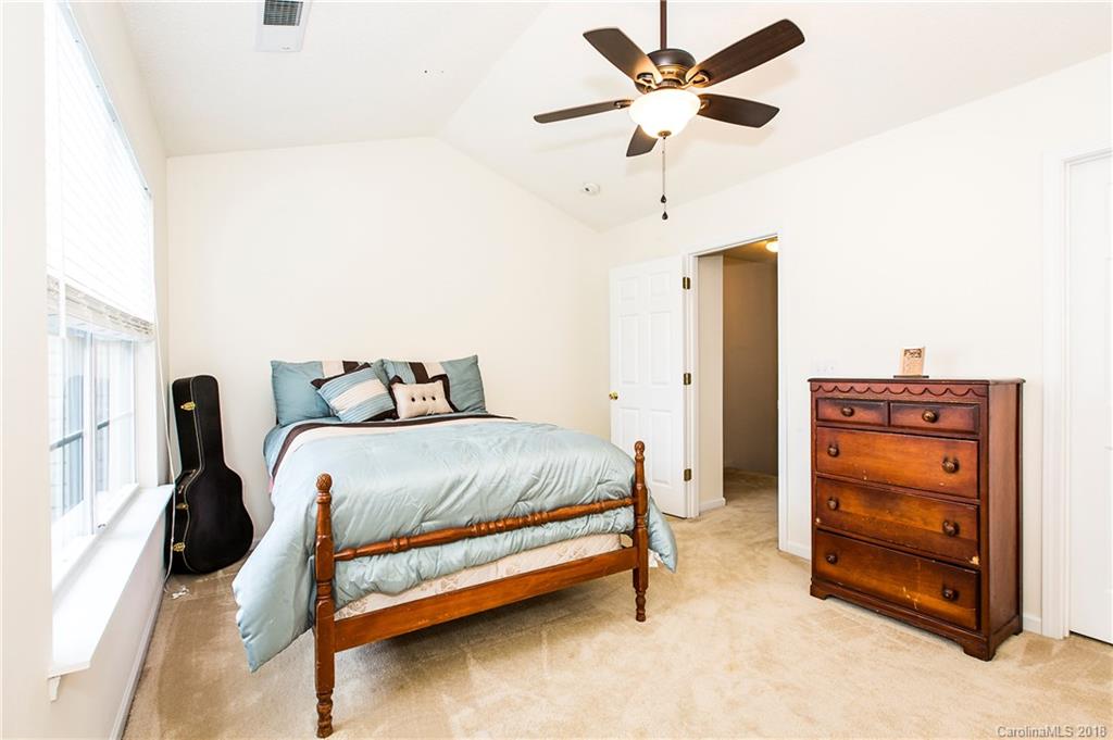 16815 Timber Crossing Road Charlotte, NC 28213 - Photo 23 of 28
