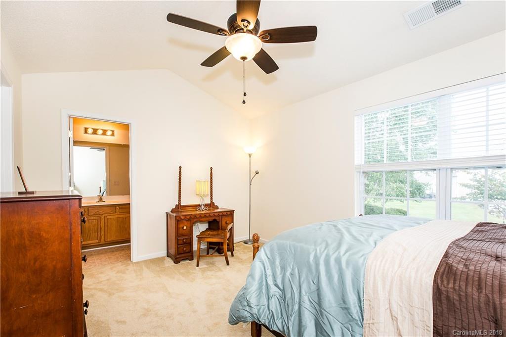 16815 Timber Crossing Road Charlotte, NC 28213 - Photo 24 of 28