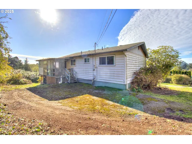 $324,000 | 16493 Lovell Lane, Brookings, OR 97415