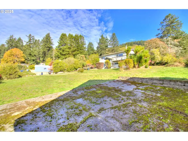 $324,000 | 16493 Lovell Lane, Brookings, OR 97415
