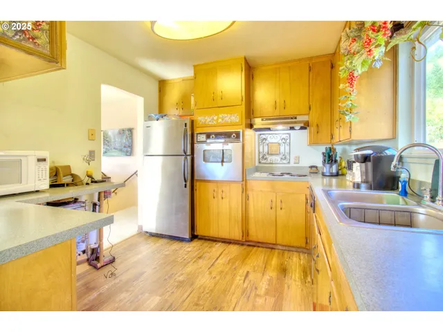 $324,000 | 16493 Lovell Lane, Brookings, OR 97415