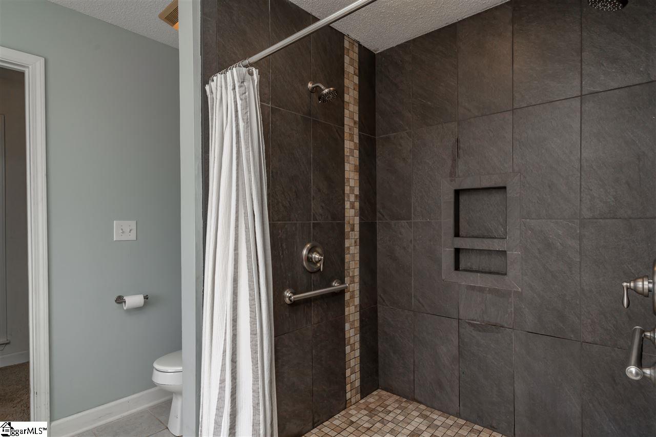 233 Scalybark Road Greenville, SC 29617 - Photo 14 of 22