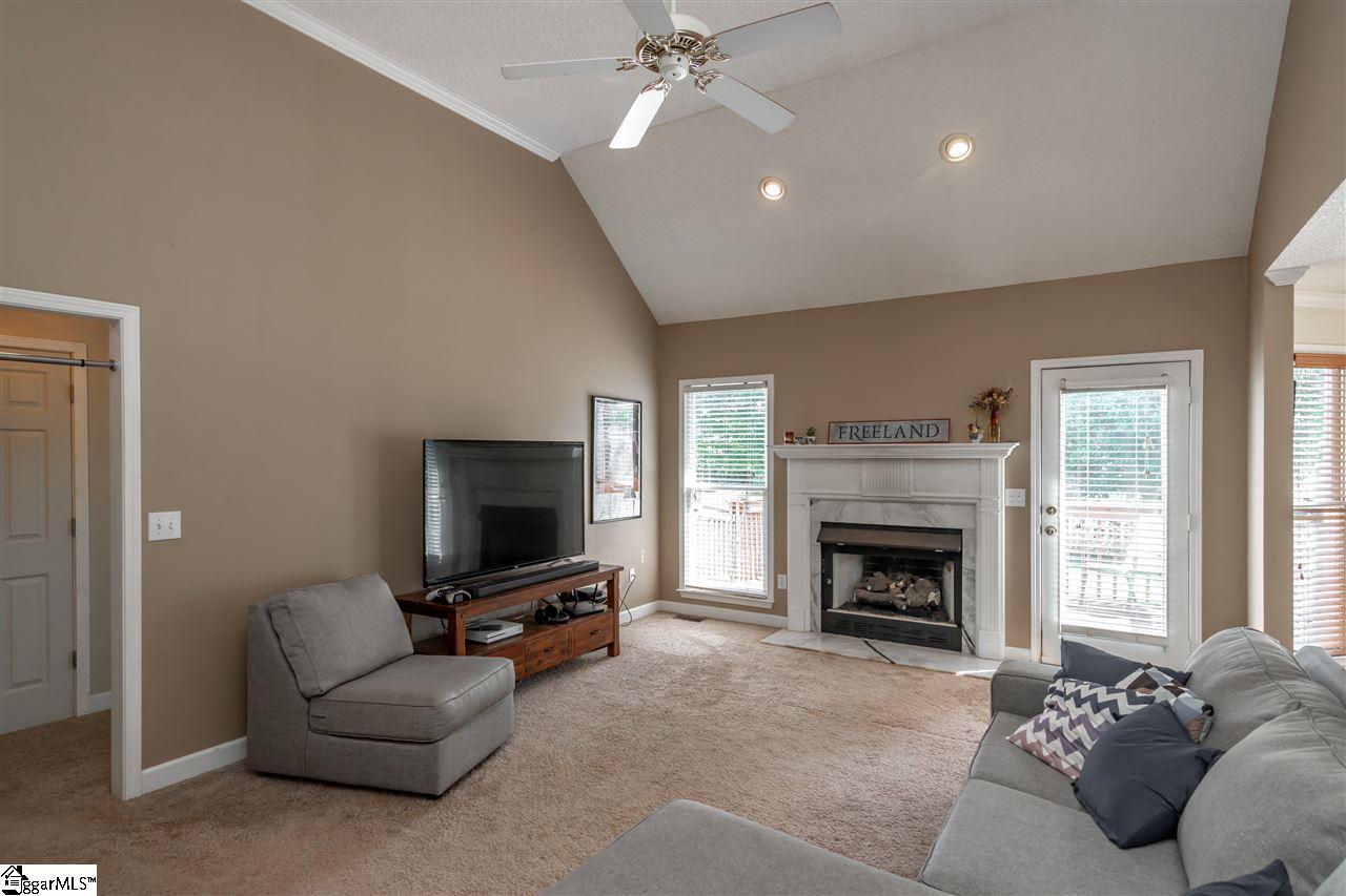 233 Scalybark Road Greenville, SC 29617 - Photo 8 of 22