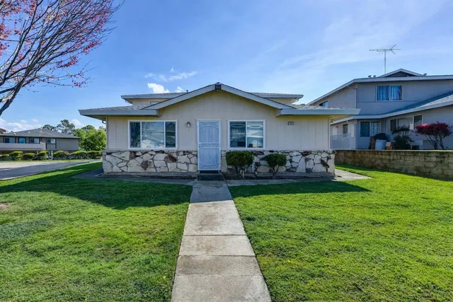 $229,000 | 3582 Opal Drive, Unit 1, Auburn, CA 95602