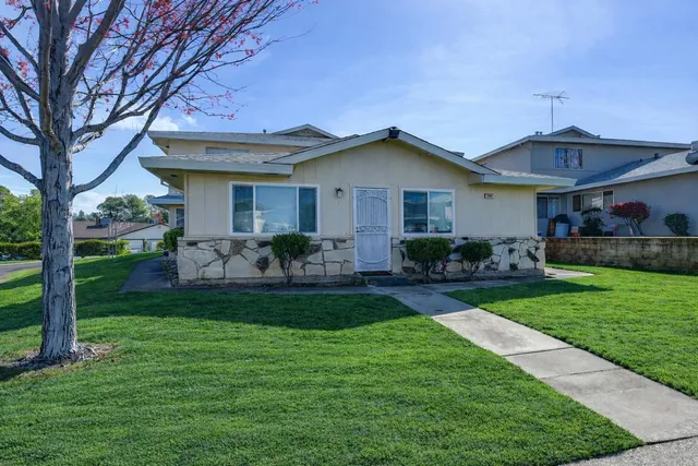 $229,000 | 3582 Opal Drive, Unit 1, Auburn, CA 95602