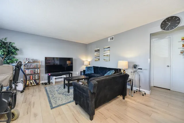 $229,000 | 3582 Opal Drive, Unit 1, Auburn, CA 95602