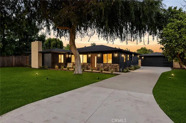$1,249,000 | 210 North Lomita Avenue, Ojai, CA 93023