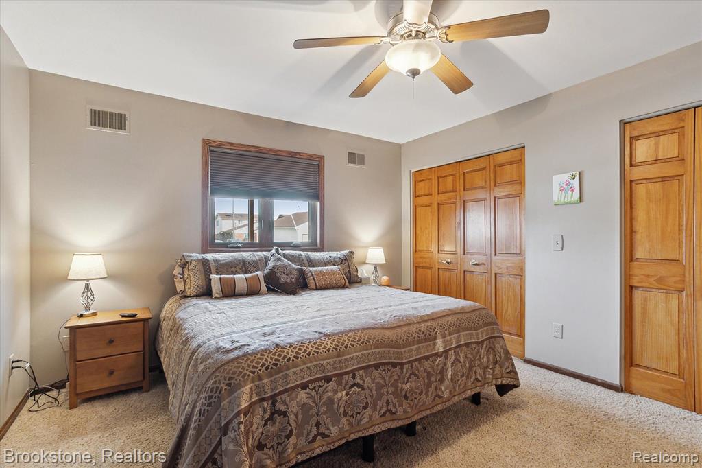 45850 Edgewater Street Chesterfield, MI 48047 - Photo 22 of 61