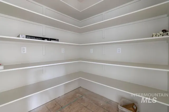 $595,000 | 547 Cyn Fls Drive, Twin Falls, ID 83301