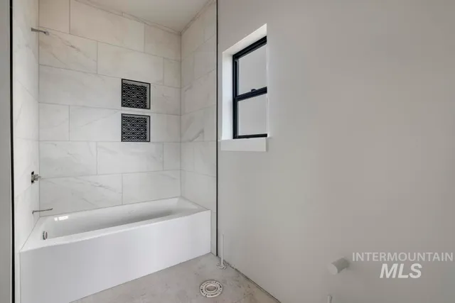 $595,000 | 547 Cyn Fls Drive, Twin Falls, ID 83301