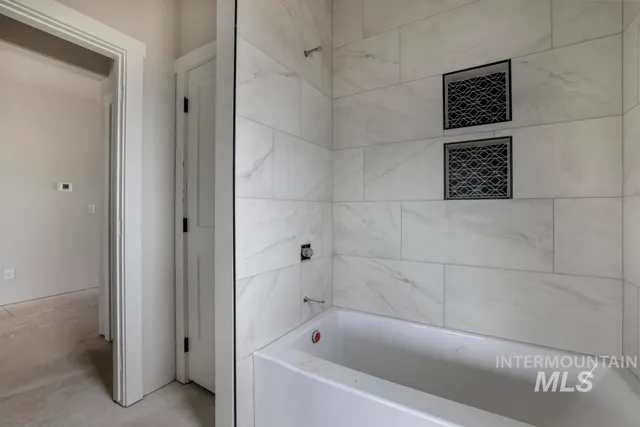 $595,000 | 547 Cyn Fls Drive, Twin Falls, ID 83301